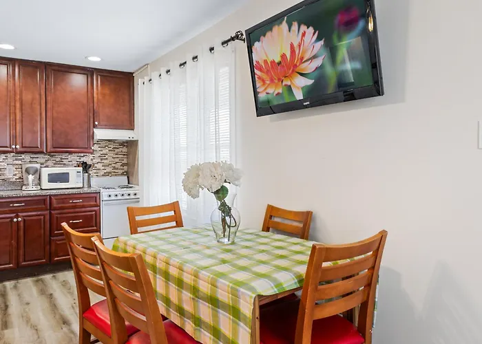 Lukas Apartment
